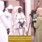 Don de divers produits et denrées à la maison Rose de Guédiawaye.